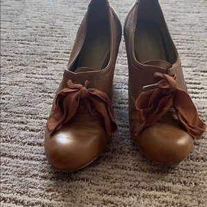 Crown Vintage shoes
